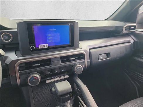 Used 2025 Toyota 4Runner SR5 image 19