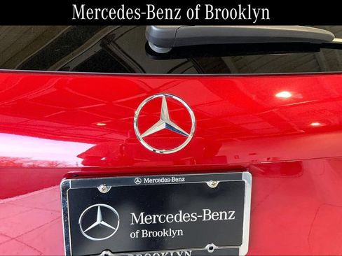 Certified 2023 Mercedes-Benz GLA 250 4MATIC image 31