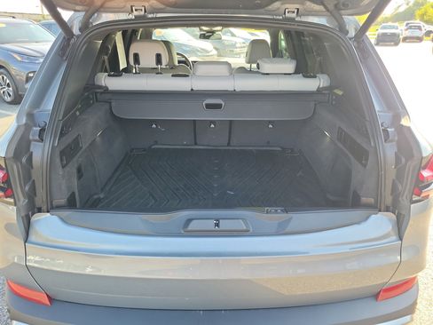Used 2025 BMW X5 xDrive40i w/ Premium Package image 9