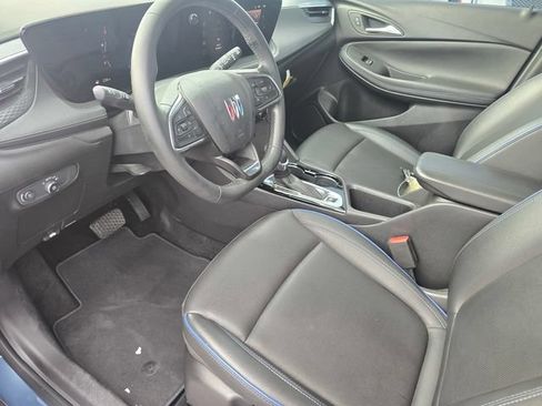 Used 2025 Buick Encore GX Sport Touring w/ Advanced Technology Package FWD image 20