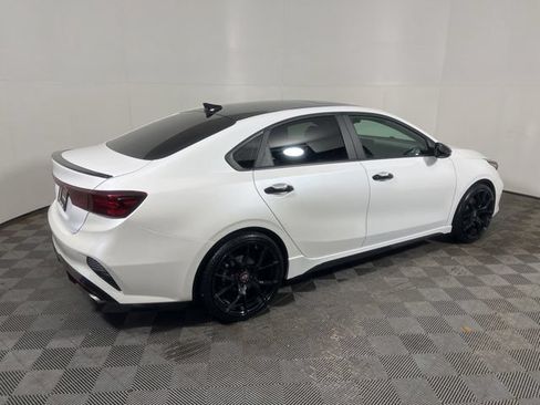 Used 2022 Kia Forte GT FWD image 9