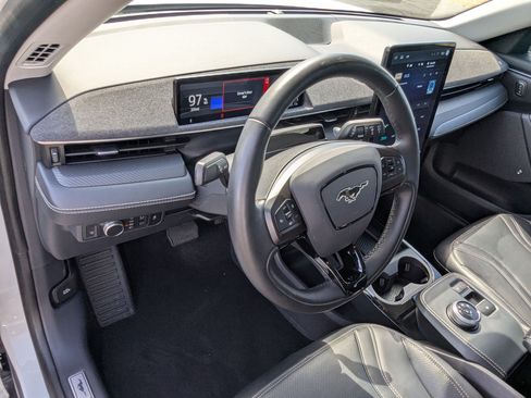 Used 2022 Ford Mustang Mach-E Premium RWD image 18