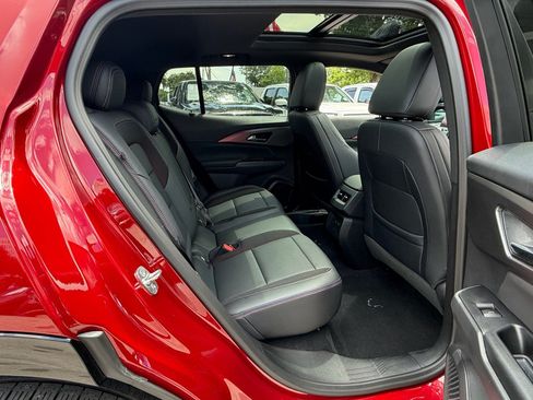 Used 2025 Chevrolet Equinox EV RS w/ Active Safety Package 3 AWD/4WD image 16