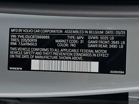 Used 2026 Volvo XC40 B5 Plus w/ Protection Package Premier AWD/4WD image 31