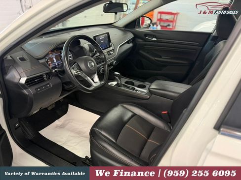 Used 2021 Nissan Altima 2.5 SR w/ SR Premium Package AWD/4WD image 16