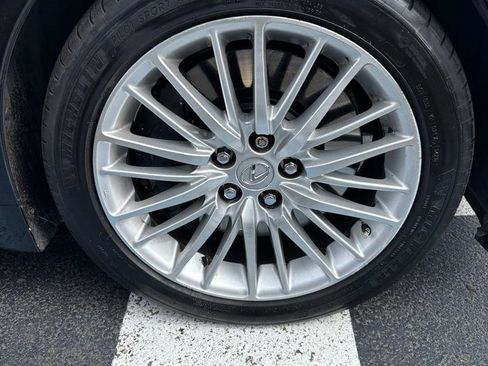 Used 2010 Lexus LS 460 RWD image 29