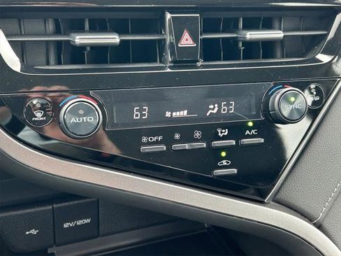 Certified 2024 Toyota Camry SE image 25