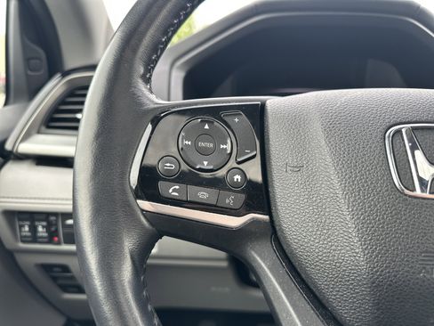 Used 2018 Honda Odyssey Elite image 23