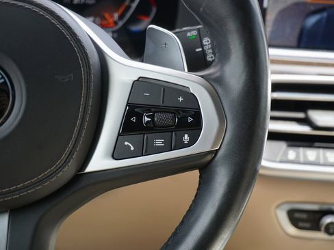 Used 2019 BMW X5 xDrive50i w/ M Sport Package image 18