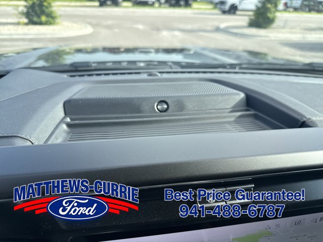 New 2026 Ford F250 Platinum w/ FX4 Off-Road Package AWD/4WD image 20