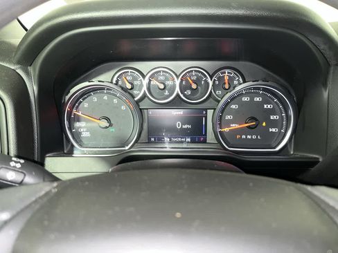 Used 2021 Chevrolet Silverado 1500 Custom w/ Safety Confidence Package AWD/4WD image 17