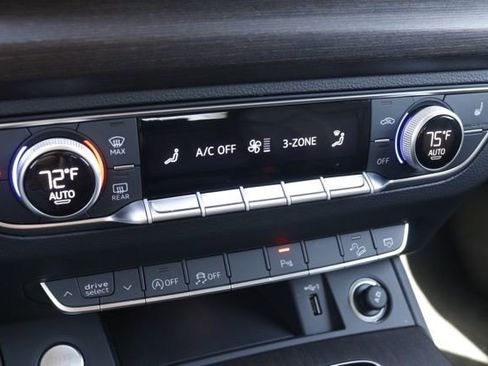 Used 2025 Audi Q5 2.0T Premium Plus image 29