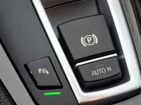 Used 2015 BMW 528i Sedan image 25