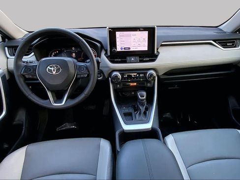 Used 2024 Toyota RAV4 XLE Premium FWD image 15