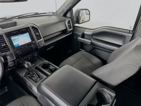 Used 2016 Ford F150 XLT w/ Equipment Group 302A Luxury image 28