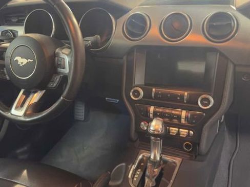 Used 2021 Ford Mustang Premium RWD image 7