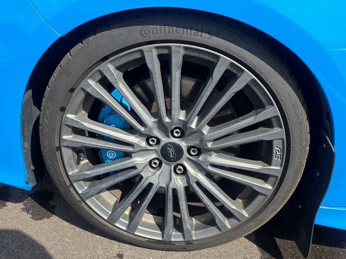 Used 2016 Ford Focus RS AWD/4WD image 18
