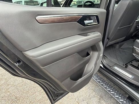 New 2026 Chevrolet Tahoe Z71 w/ Comfort Package image 16