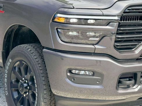 New 2026 RAM 2500 Laramie AWD/4WD image 9