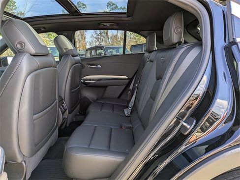 Used 2023 Cadillac XT4 Premium Luxury w/ Technology Package image 16