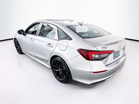 Used 2025 Honda Civic Sport image 5