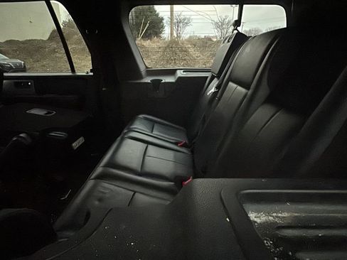 Used 2017 Ford Expedition EL XLT w/ Equipment Group 202A image 5