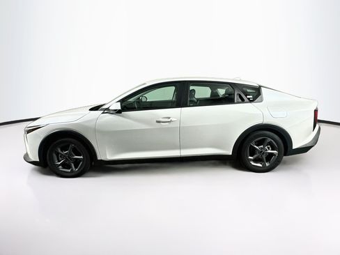 Used 2025 Kia K4 FWD image 4