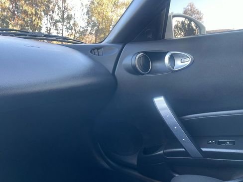 Used 2008 Nissan 350Z Coupe w/ Cargo Convenience Pkg image 25