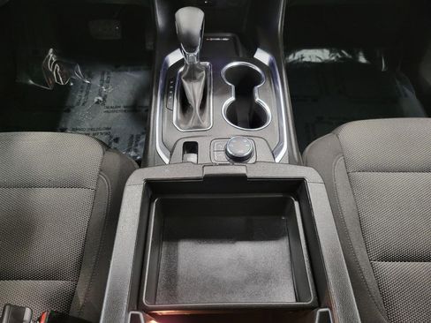 Used 2023 Chevrolet Traverse LT image 19