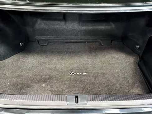 Used 2018 Lexus ES 300h image 11