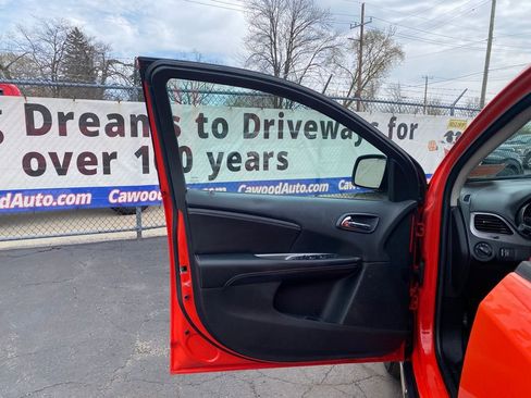 Used 2019 Dodge Journey Crossroad image 12