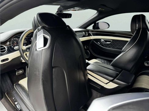 Used 2020 Bentley Continental GT image 20