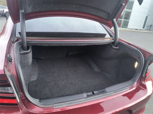 Used 2022 Dodge Charger SXT w/ Blacktop Package image 22