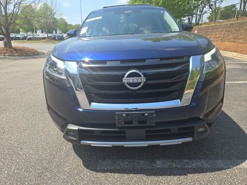 Used 2023 Nissan Pathfinder Platinum w/ Cargo Package image 6
