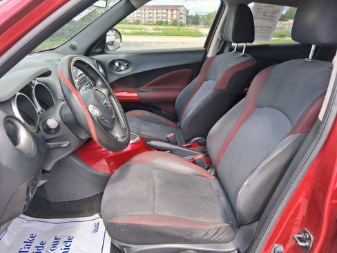 Used 2012 Nissan Juke SV AWD/4WD image 16