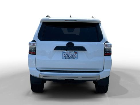 Used 2023 Toyota 4Runner TRD Off-Road Premium w/ Moonroof Package AWD/4WD image 4