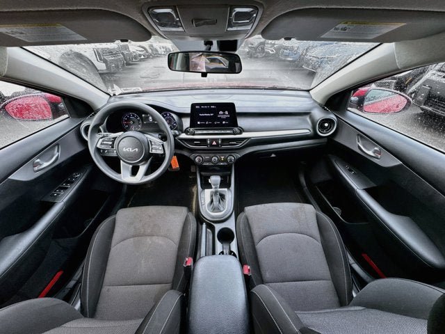 Certified 2023 Kia Forte LXS w/ LXS Technology Package FWD image 28