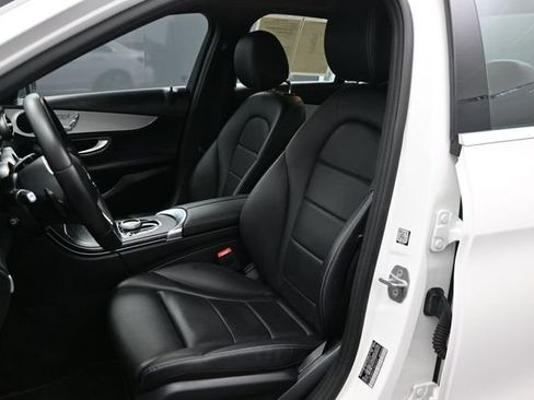 Used 2020 Mercedes-Benz C 300 4MATIC Sedan image 5