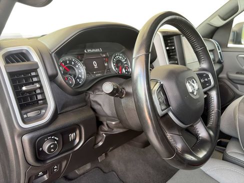 Used 2022 RAM 1500 Big Horn AWD/4WD image 10