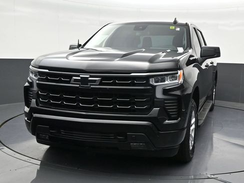 Used 2023 Chevrolet Silverado 1500 RST image 9