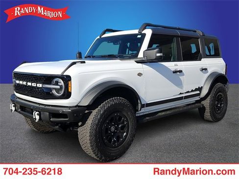 Used 2023 Ford Bronco Wildtrak image 1