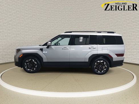 Used 2025 Hyundai Santa Fe SEL image 8