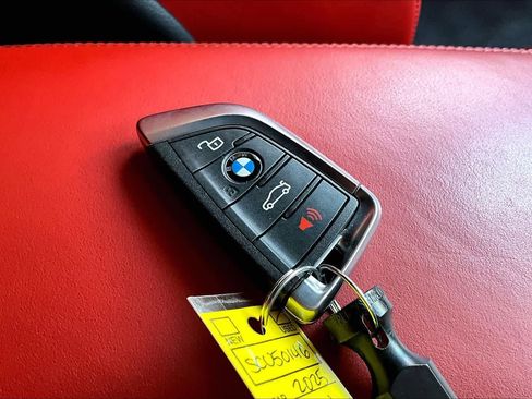 Used 2025 BMW M4 Coupe w/ Executive Package image 15