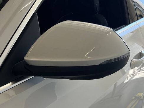 Used 2019 Audi Q8 Prestige AWD/4WD image 14