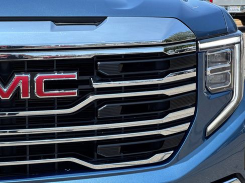 Used 2024 GMC Sierra 1500 SLT image 51
