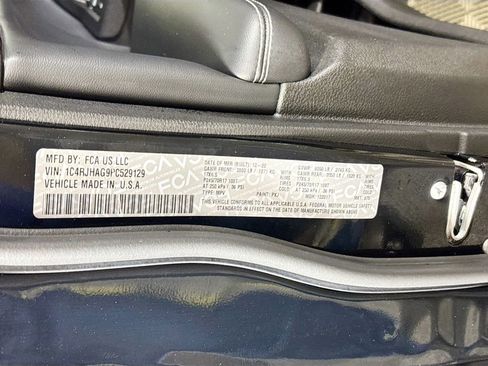 Used 2023 Jeep Grand Cherokee Laredo w/ Trailer Tow Prep Group (B) image 24