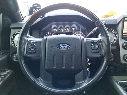 Used 2016 Ford F350 Platinum w/ Platinum Package image 19