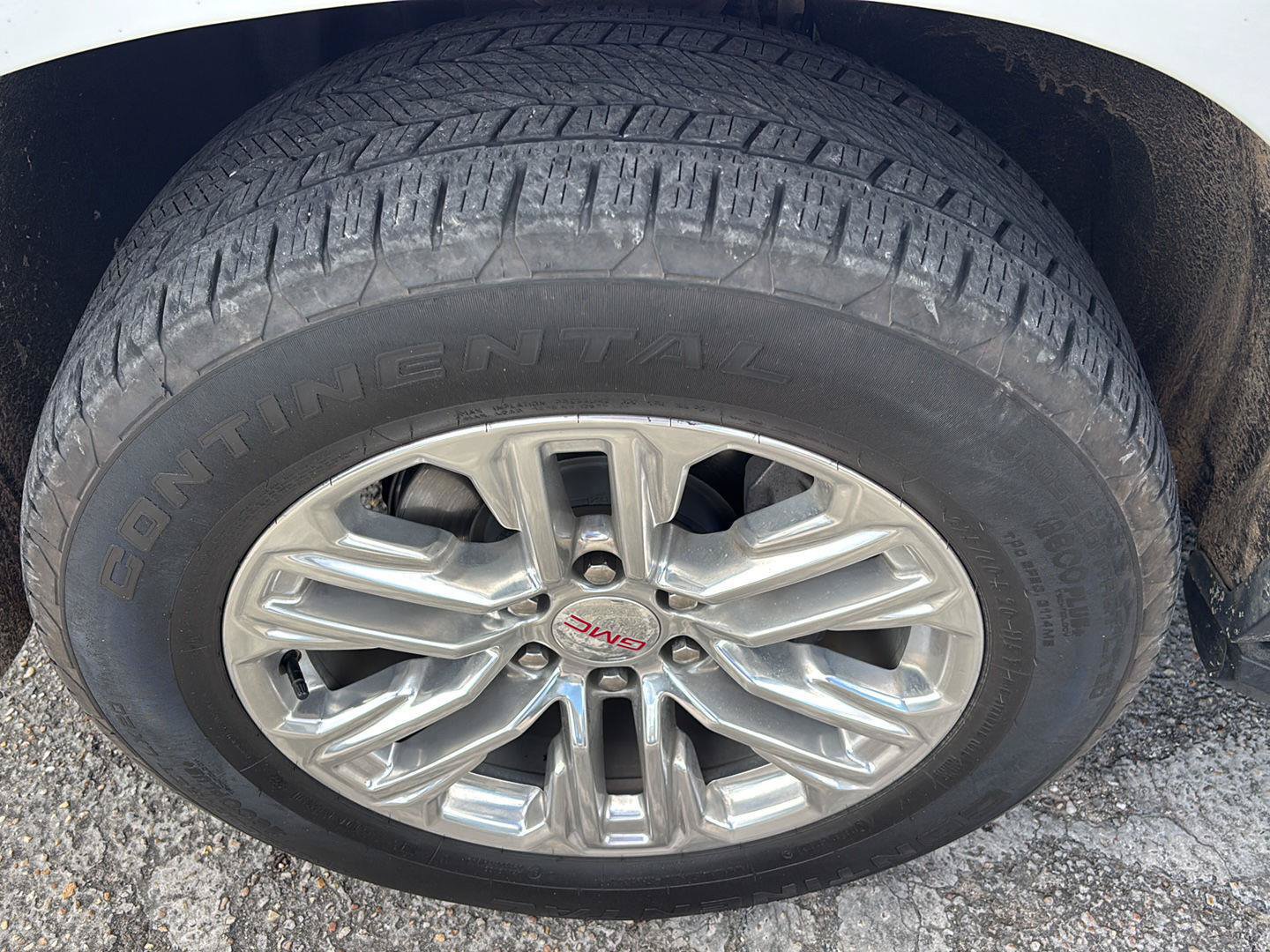 Used 2023 GMC Yukon SLT RWD image 12