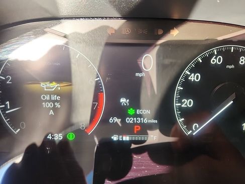 Used 2025 Honda CR-V EX image 17