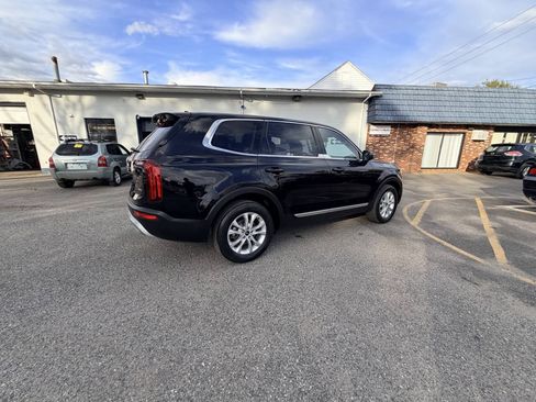 Used 2021 Kia Telluride LX FWD image 58